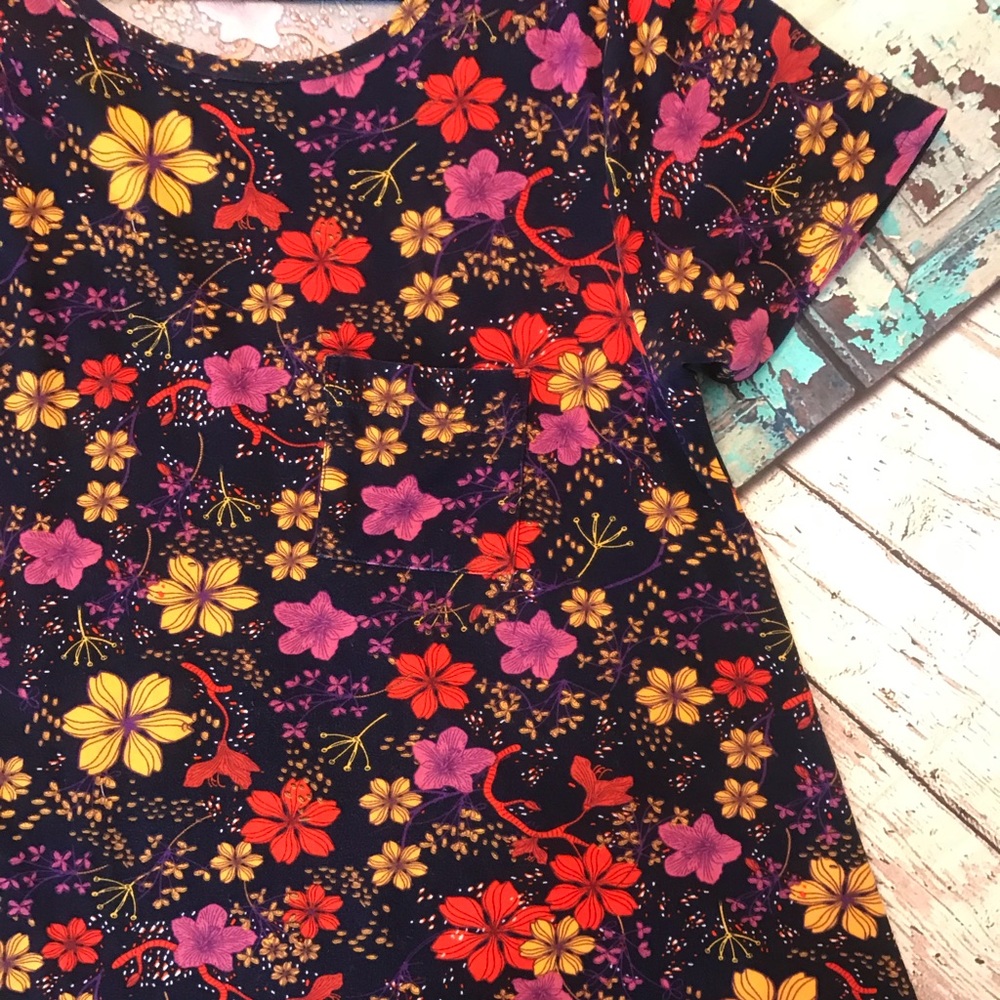 LuLaRoe Carly